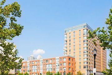 Sky City Apartments New York Eksteriør billede